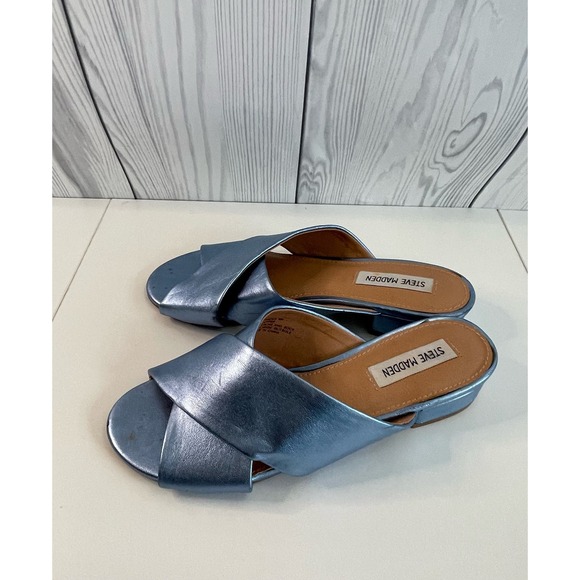 Steve Madden Shiny Blue Cross Strap Womens Size 8M - Picture 3 of 7